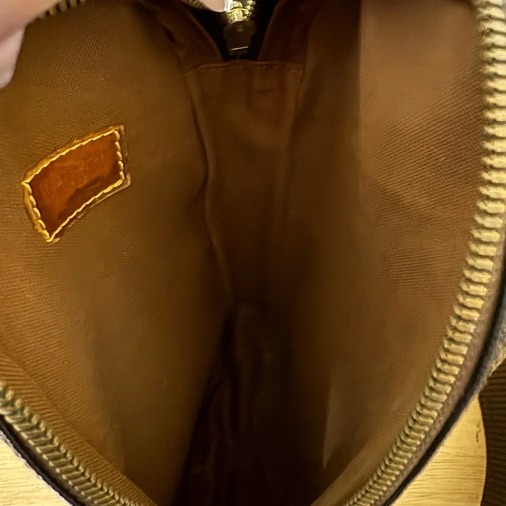 Louis Vuitton Monogram Gange Pochette